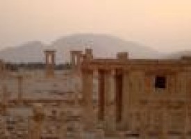 Islamic State shows images of ancient Syrian temple destruction