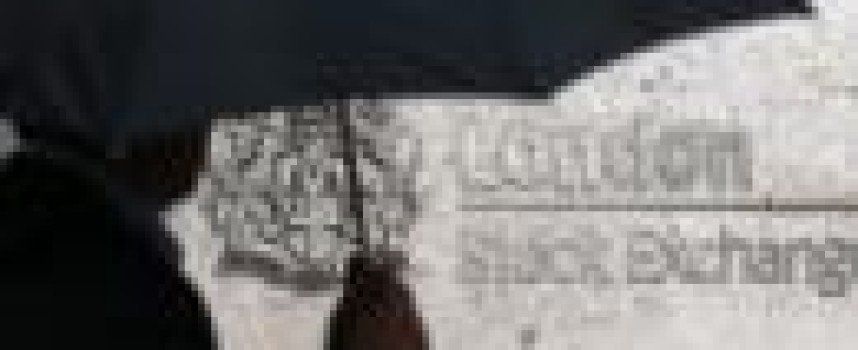 Stocks fly after Fed official cools Sept rate hike talk