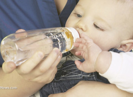 Negligent New Zealand parents feeding infants soda in baby bottles, causing teeth to rot