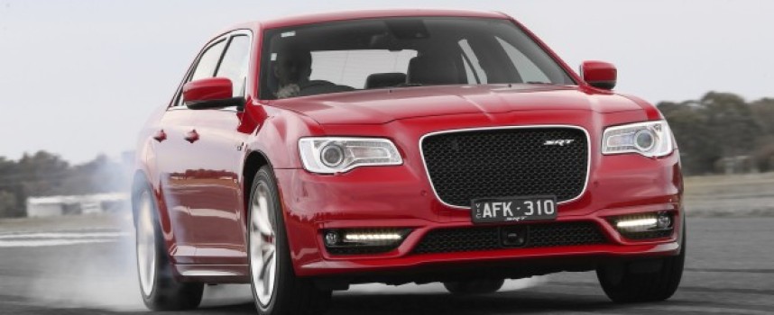 The Refreshed Chrysler 300 SRT Is Hot—But It’s Officially Dead for North America