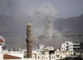 Coalition attacks Yemen capital after UAE, Saudi soldiers killed