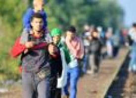 EU summons leaders for refugee crisis summit next Wednesday