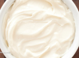 Hellmann's vs. Just Mayo – Who knew mayonnaise could be such a hot topic?