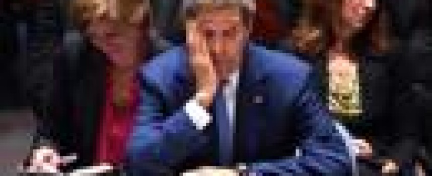 Kerry: US not against Russian strikes, but Assad must go