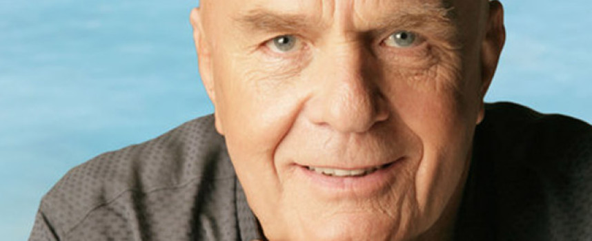 Spiritual self-help pioneer Dr. Wayne Dyer passes away at 75