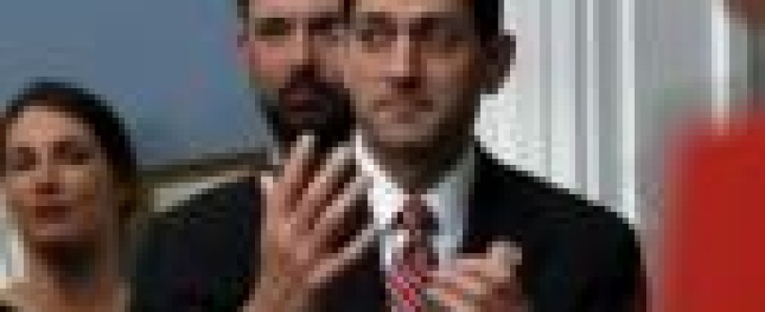 House conservative group would 'look favorably' on Ryan for speakership