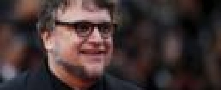 Del Toro subverts gothic romance gender expectations in 'Crimson Peak'