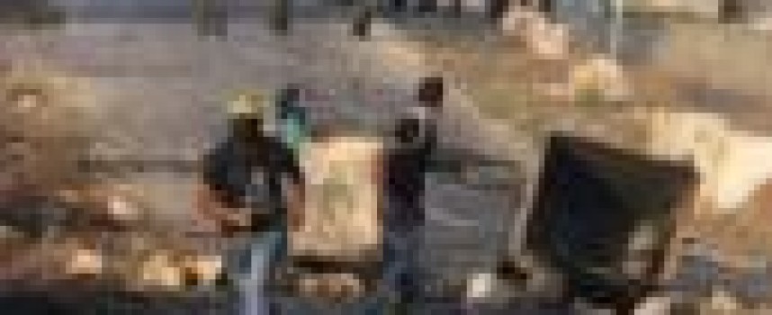 Israel says thwarts further knife attacks, three Palestinians dead