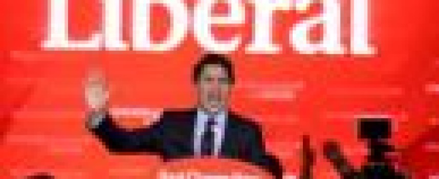Canada's Trudeau topples PM Harper in shock election win