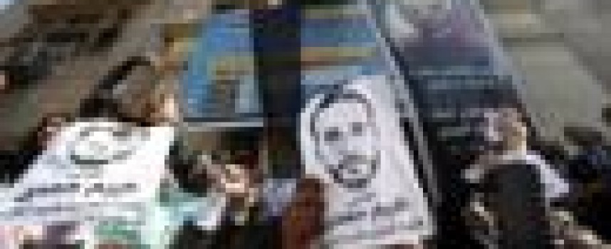 Special Report: Egypt locks up lawyers in Islamist fight