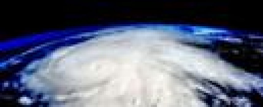 Massive storm Patricia spares cities as it slams into Mexico's Pacific coast