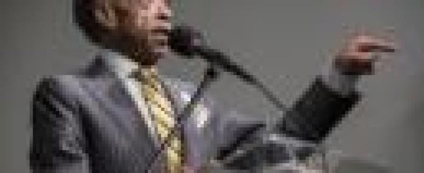 Sharpton withdraws as eulogist at slain NYPD officer's funeral