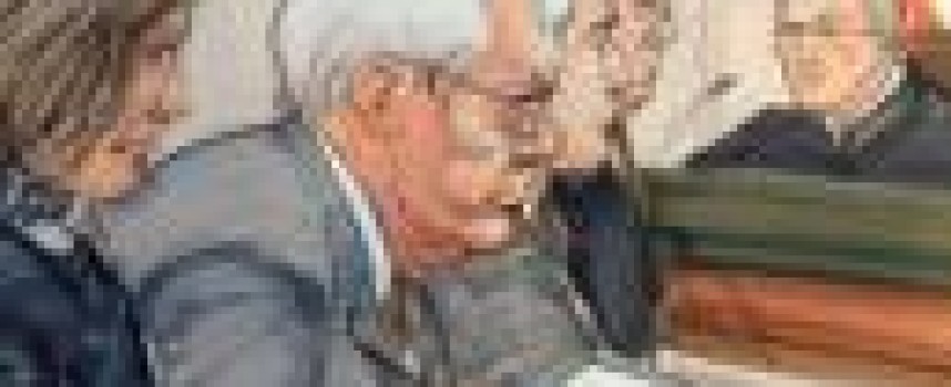 Former House Speaker Hastert pleads guilty in hush-money case