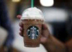 Starbucks cafe sales hot, but holiday forecast disappoints