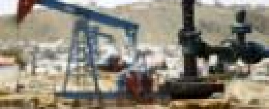 Oil prices drift before U.S. rig count; market up after two weeks