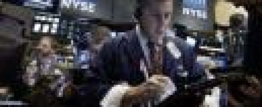 Strong company earnings news sends stock indexes higher