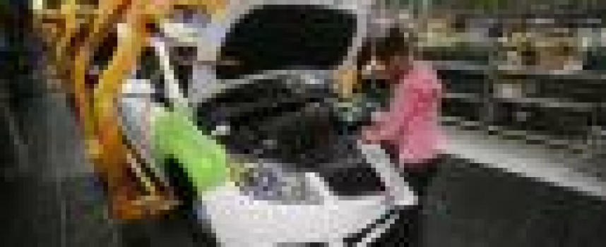 GM overcomes huge recall costs to post healthy 3Q profit