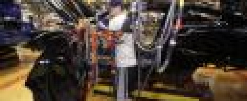 US factory output drops in latest sign of weak growth