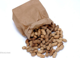 Include peanuts in your meals to boost cardiovascular health