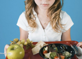 Maggot-infested school lunches sent to worm farms after U.S. students refuse to eat them