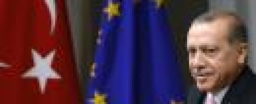 Turkey seeks EU backing for Syria no-fly, buffer zones