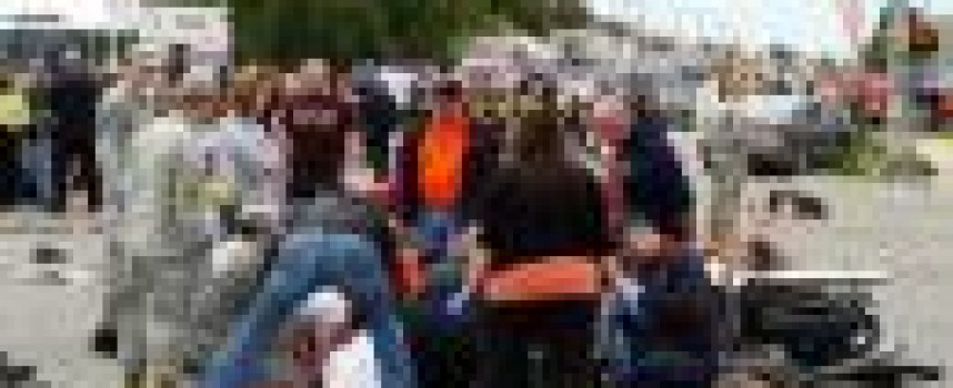 Police: 3 dead, 22 injured after homecoming parade crash