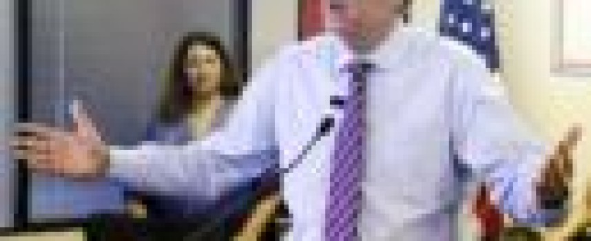 Bush hits campaign reset, retools slogan: 'Jeb Can Fix It'