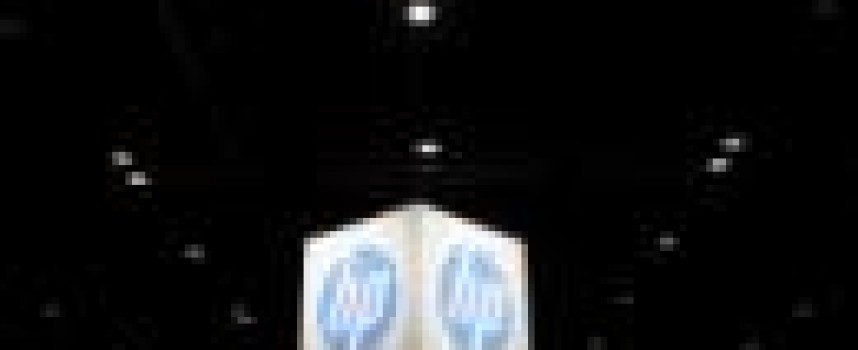 HP Inc shares outpace those of HPE in first trades since split