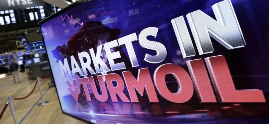 Dow Plunges Over 800 Points As Selloff Intensifies, Here’s What’s Happening